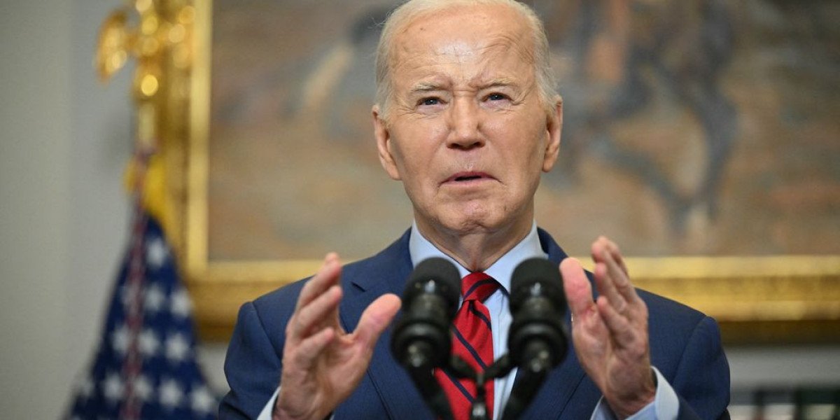 Protesten twee universiteiten VS beëindigd, Biden hamert op belang orde